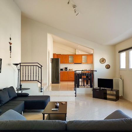 شقة نافبليو  في Aura Family Loft المظهر الخارجي الصورة